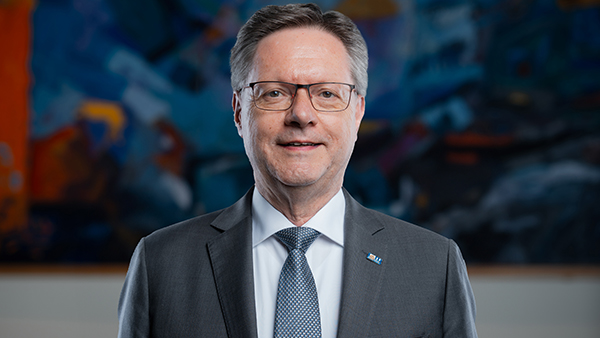 Burkhard Eckes